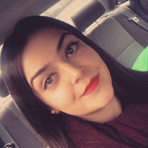 Meet Your Posher, Min! - Picture 1 of 3